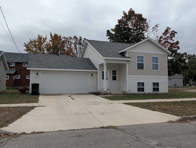 159 McLaughlin Ave Muskegon, MI 49442, Muskegon County