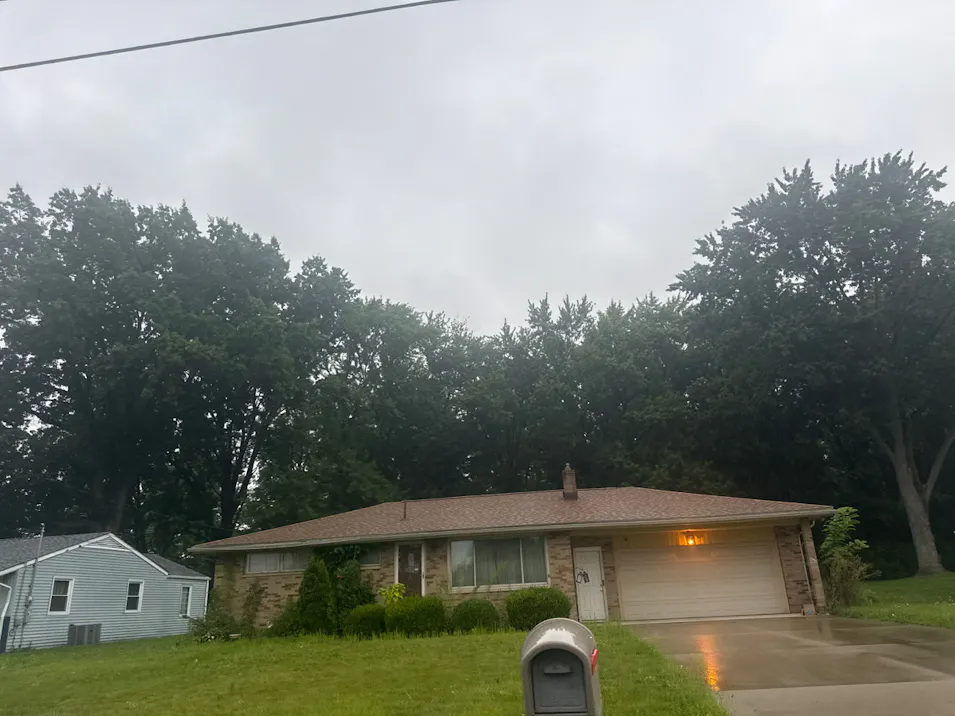 3719 35th Street Northeast Canton, OH 44705, Stark County