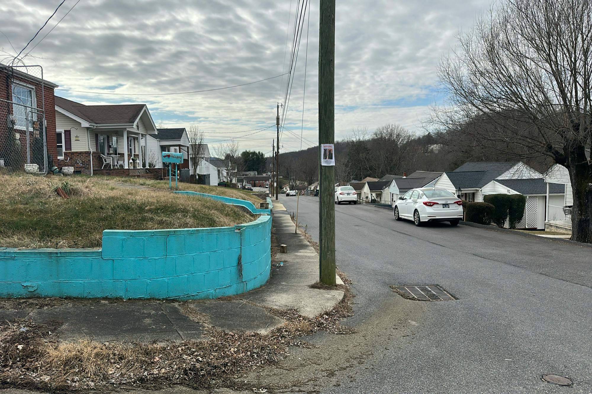 Bay St, Bristol, TN 37620