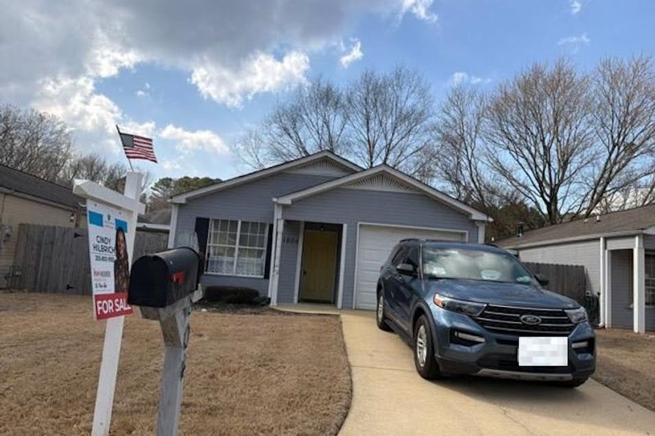 1804 Stonehenge Dr Birmingham, AL 35215, Jefferson County