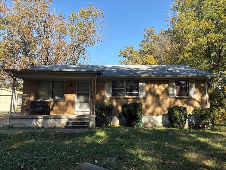 409 Garland St. Greenfield, TN 38230, Weakley County