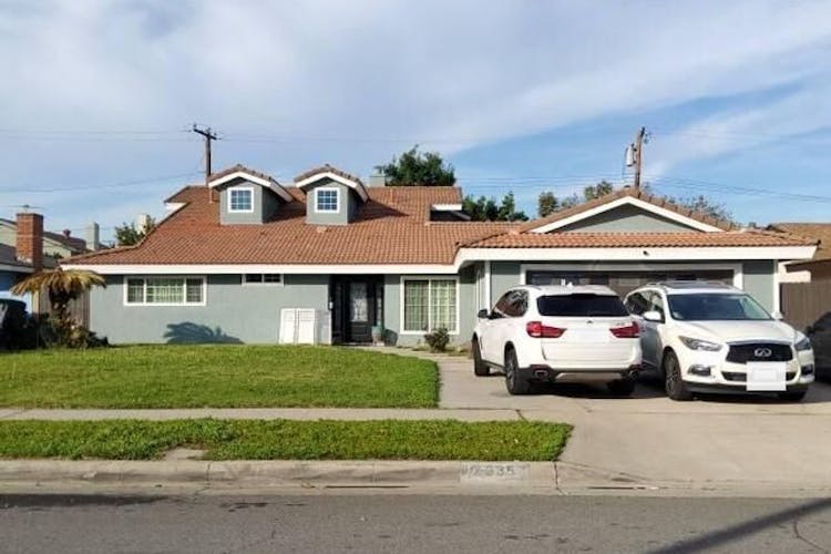 2235 E Oshkosh Ave Anaheim, CA 92806, Orange County