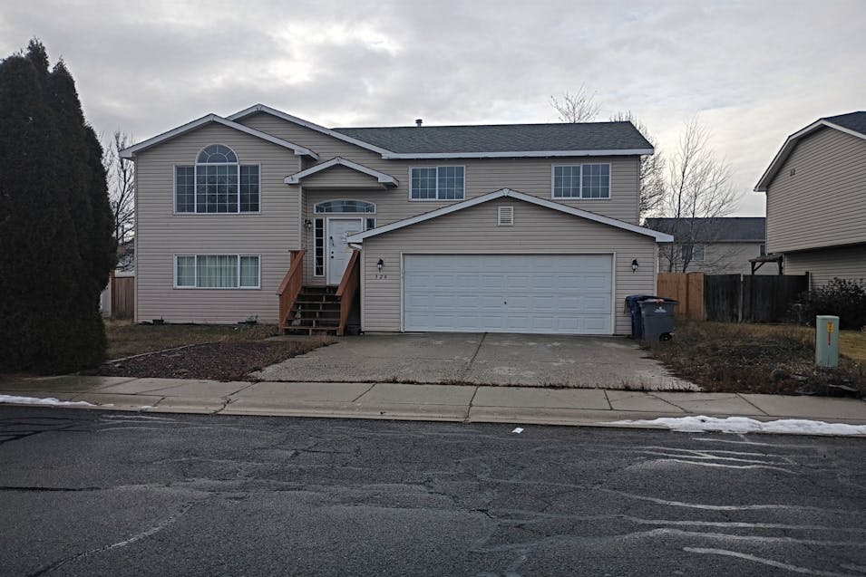 326 Connie Ray Ave Medical Lake, WA 99022, Spokane County