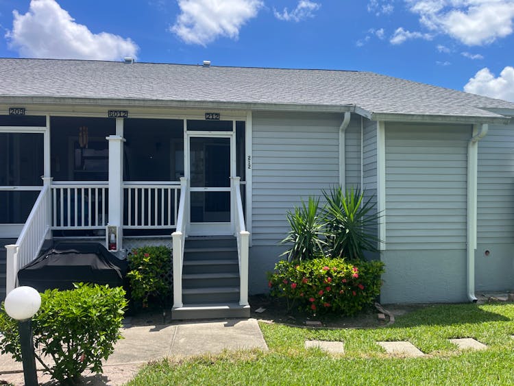6012 Timberwood Cir, Apt 212 Fort Myers, FL 33908, Lee County