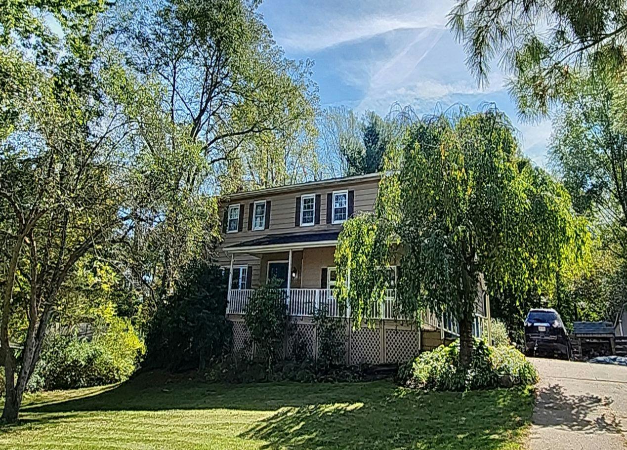 Ridgewood Rd, Copley, OH 44321
