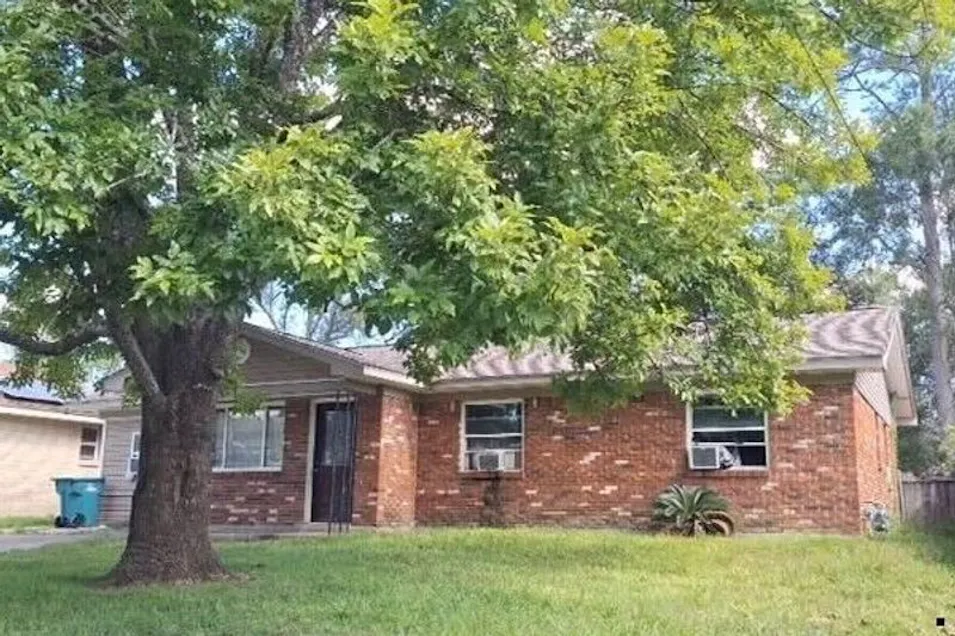 136 Meadowmoss Drive Slidell, LA 70458, St. Tammany County