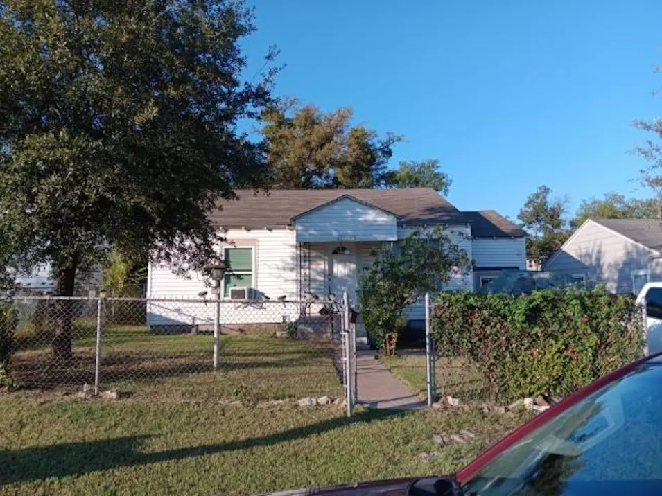 2713 NW 35th St Fort Worth, TX 76106, Tarrant County