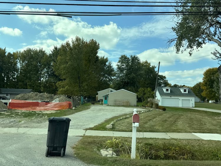 51727 Washington St New Baltimore, MI 48047, Macomb County