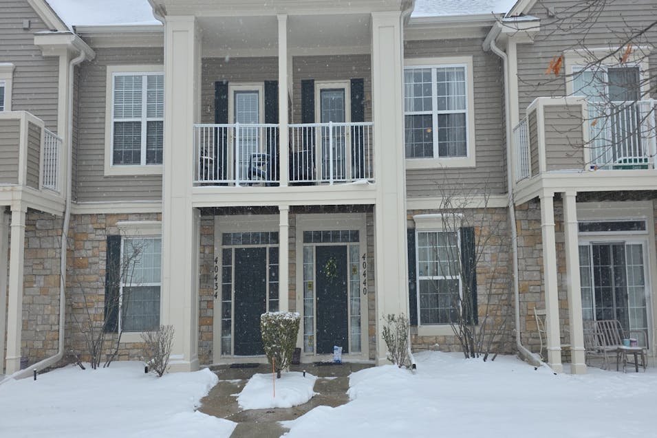 40440 Glen Eagle Ln, Unit #88 Canton, MI 48188, Wayne County