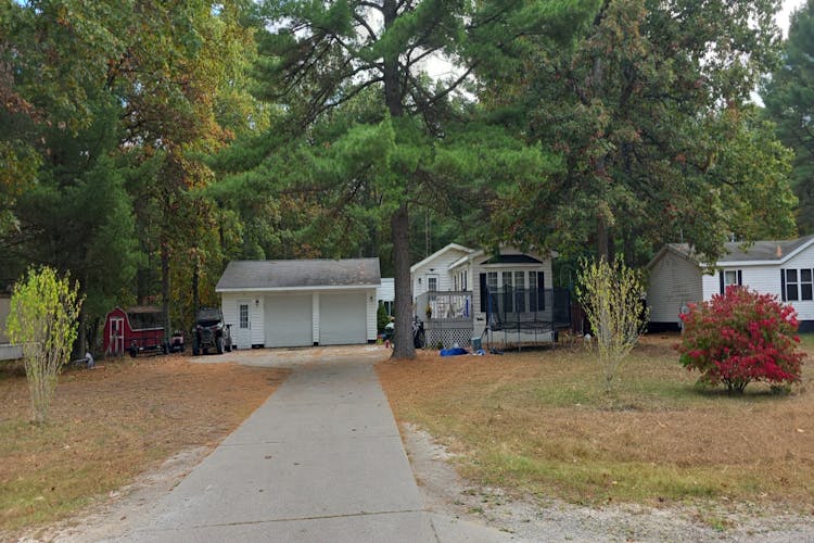 5986 Meeuwenberg Dr Twin Lake, MI 49457-9442, Muskegon County