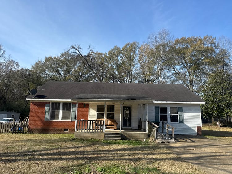 307 Sterling Avenue Winona, MS 38967, Montgomery County