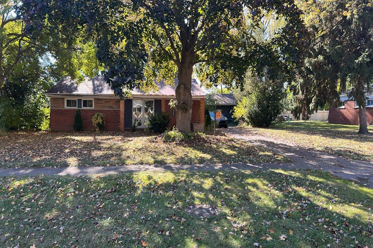 22444 Remick Dr Clinton Township, MI 48036, Macomb County