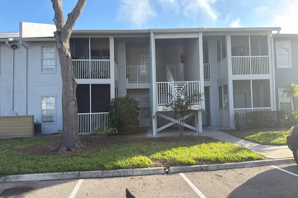 214 Lake Parsons Green Unit 106 Brandon, FL 33511, Hillsborough County