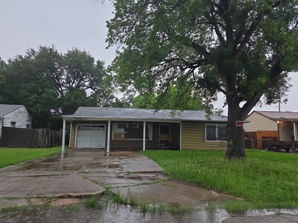 5831 Southwind St Houston, TX 77033, Harris County