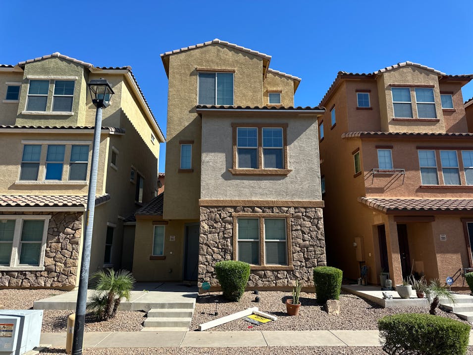 2013 N 77th Gln Phoenix, AZ 85035, Maricopa County