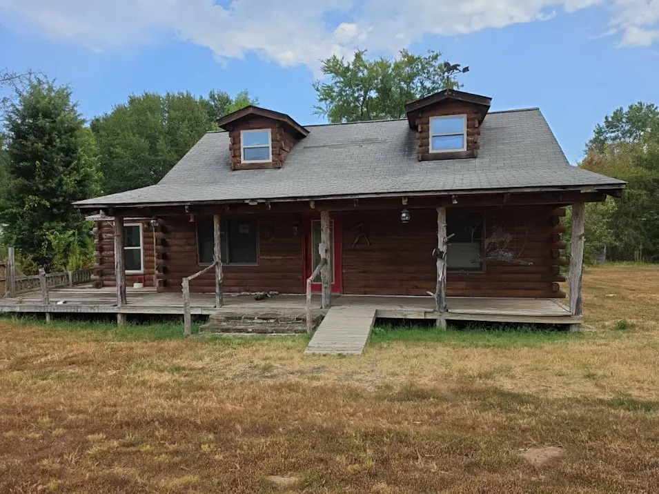206 George Williams Dr Bokoshe, OK 74930, Leflore County