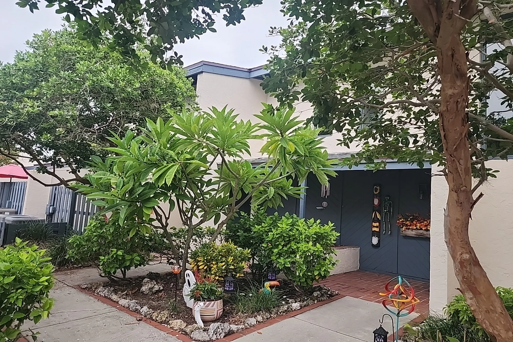 Cloister Dr, Sarasota, FL 34231 #1