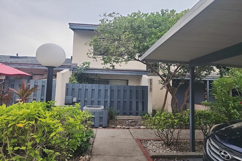 7312 Cloister Dr