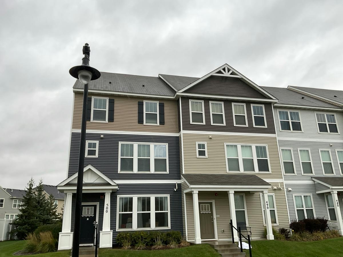 Central Park Blvd, Saint Paul, MN 55112