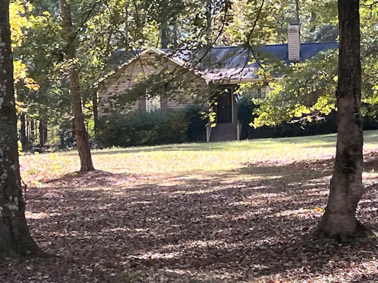 148 Greenbriar Dr Gray, GA 31032, Jones County