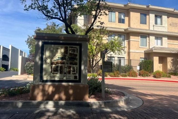 3416 N 44th St Condo 18 Phoenix, AZ 85018, Maricopa County