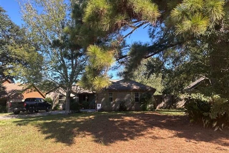 9620 W Shore Drive Willis, TX 77318, Montgomery County