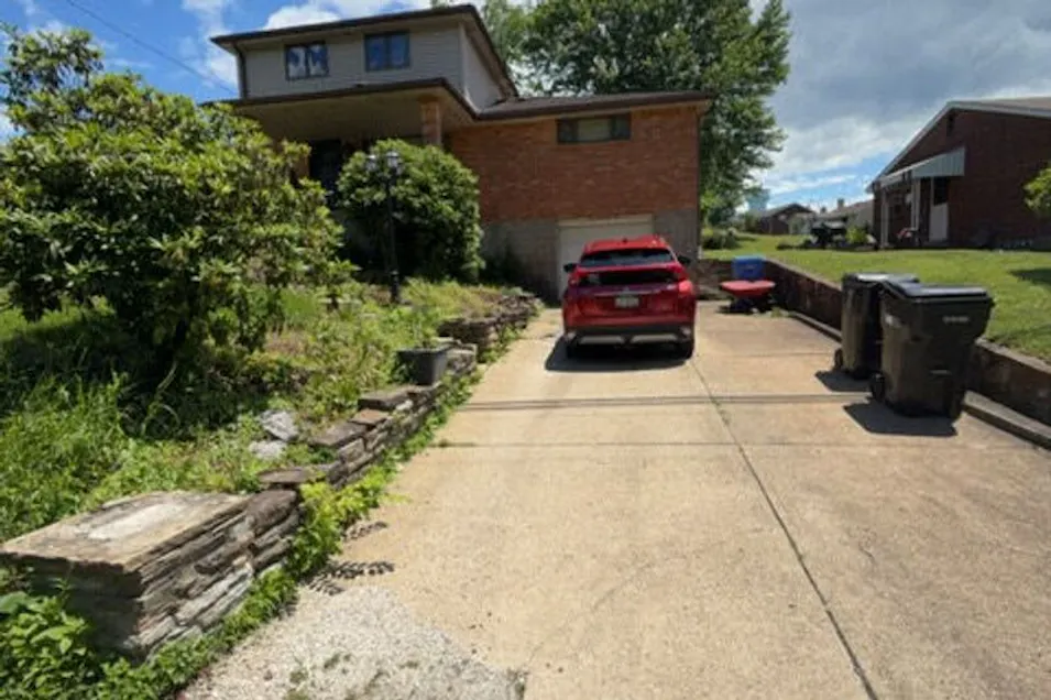 210 Boston Hollow Rd Elizabeth, PA 15037, Allegheny County