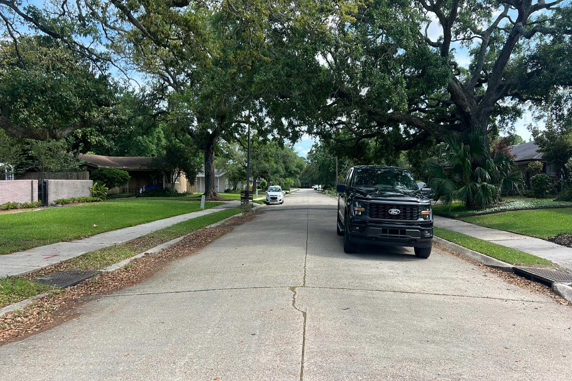 Carlson Dr, New Orleans, LA 70122