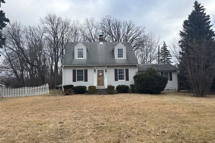 12920 Beech Daly Rd Redford, MI 48239-2780, Wayne County