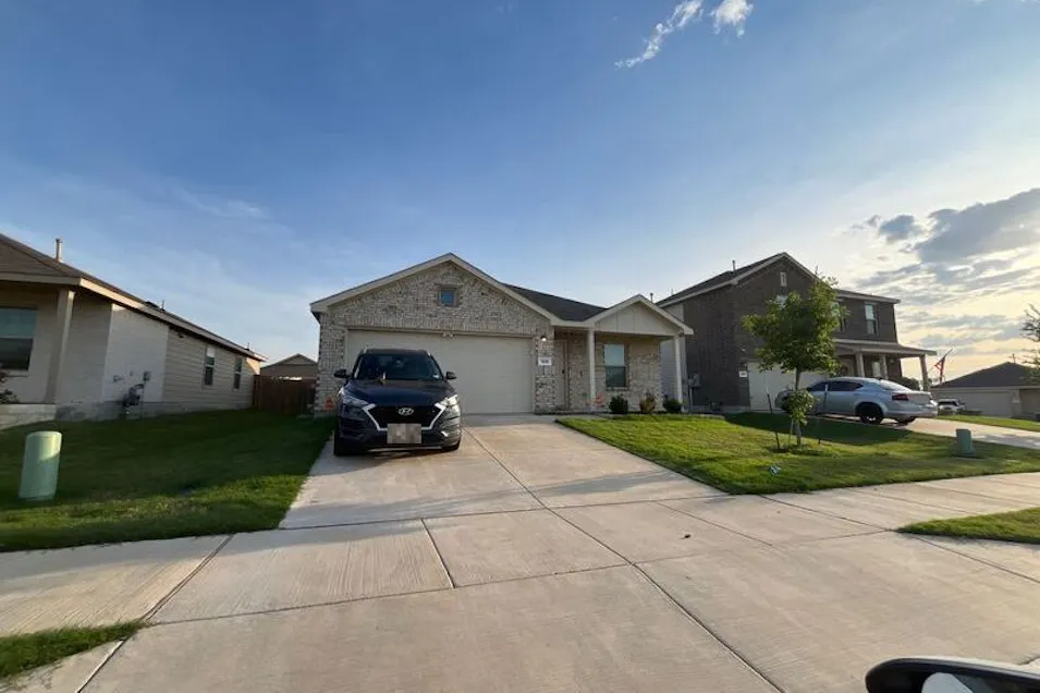 308 Dry Canyon Way Fort Worth, TX 76052, Denton County