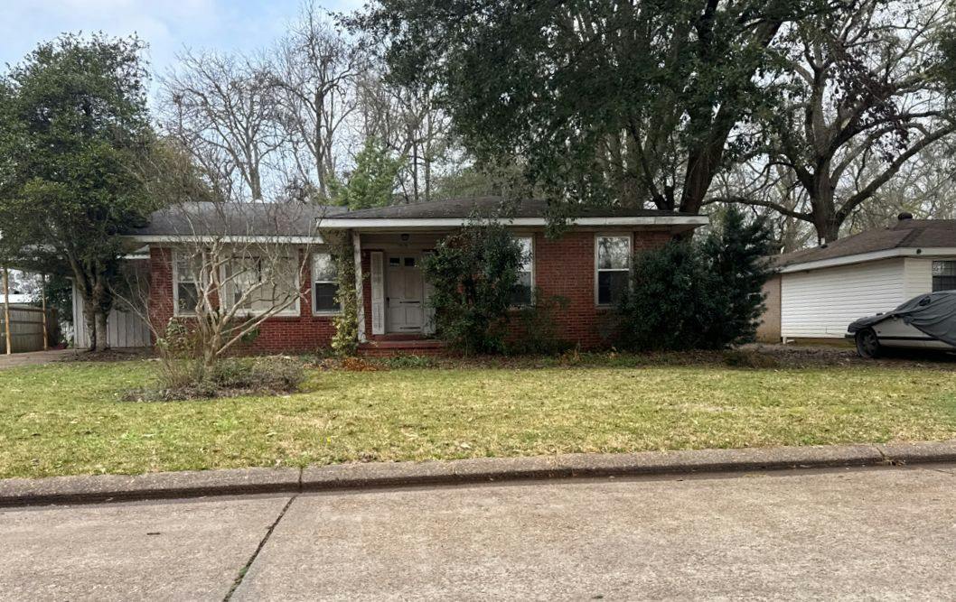 Andrews St, Alexandria, LA 71301