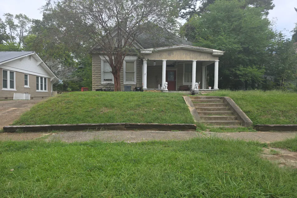 2312 24th Avenue Meridian, MS 39301, Lauderdale County