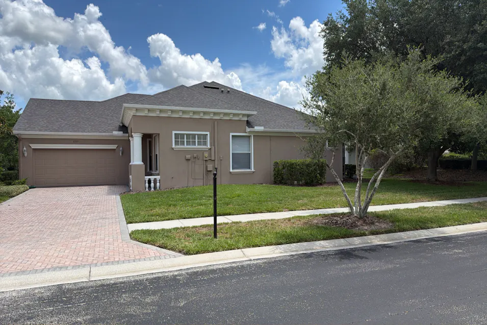27325 Mistflower Dr Zephyrhills, FL 33544, Pasco County