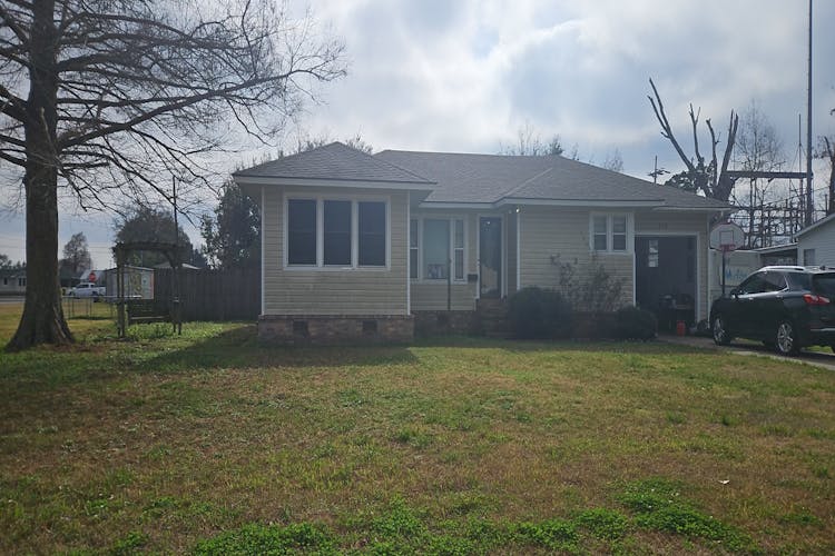 616 E Putnam Street Erath, LA 70533, Vermilion County