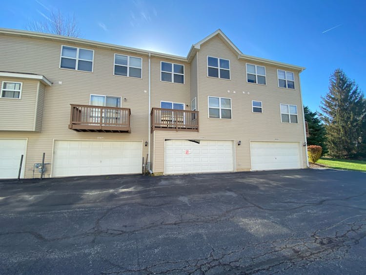 34308 North Goldenrod Road Round Lake, IL 60073, Lake County