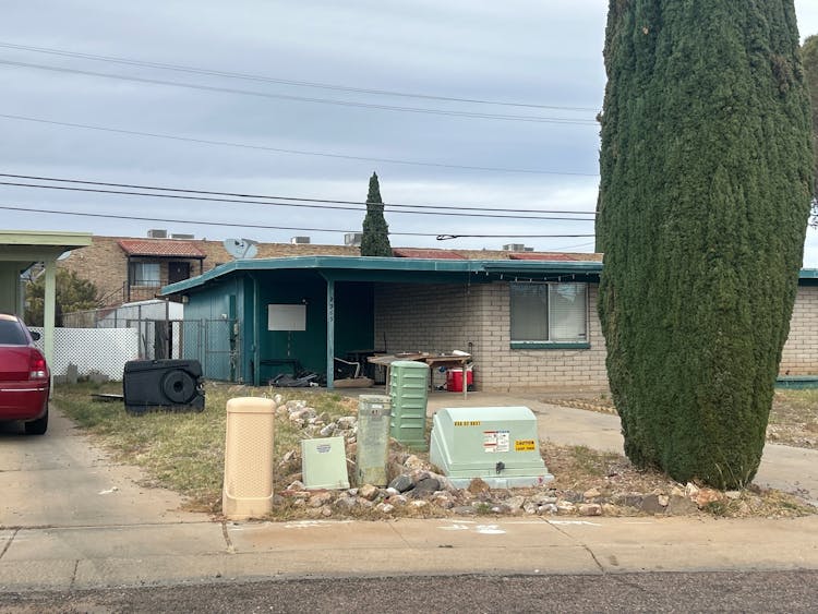 2369 Santa Catalina Dr Sierra Vista, AZ 85635, Cochise County