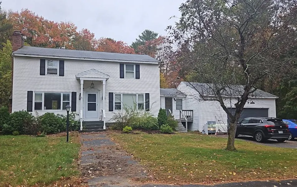 5 Lisa Terrace Pelham, NH 03076, Hillsborough County