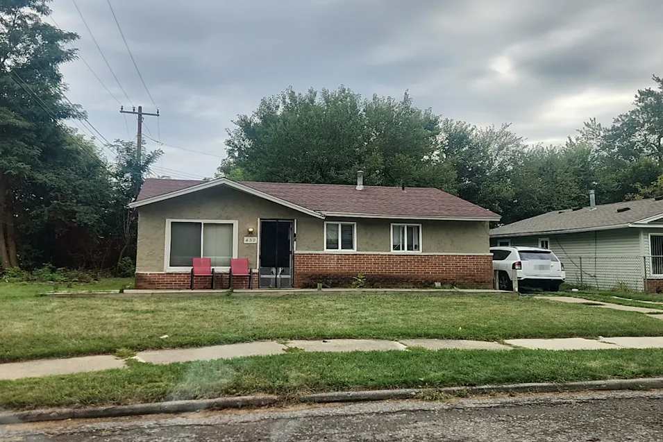 459 Wyoming Ave Pontiac, MI 48341, Oakland County