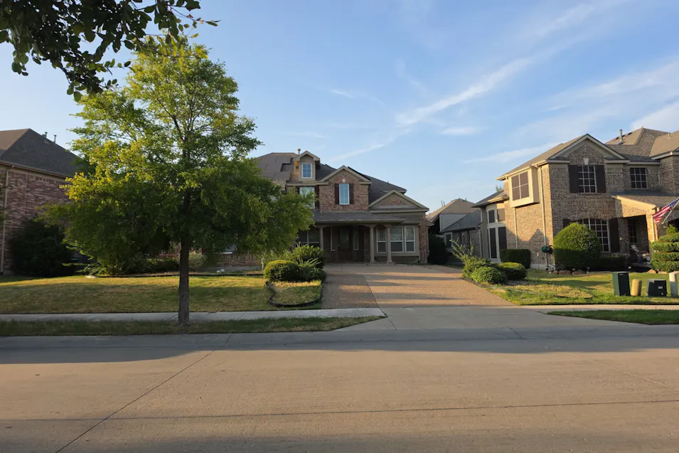 901 Oglethorpe Ln Savannah, TX 76227, Denton County