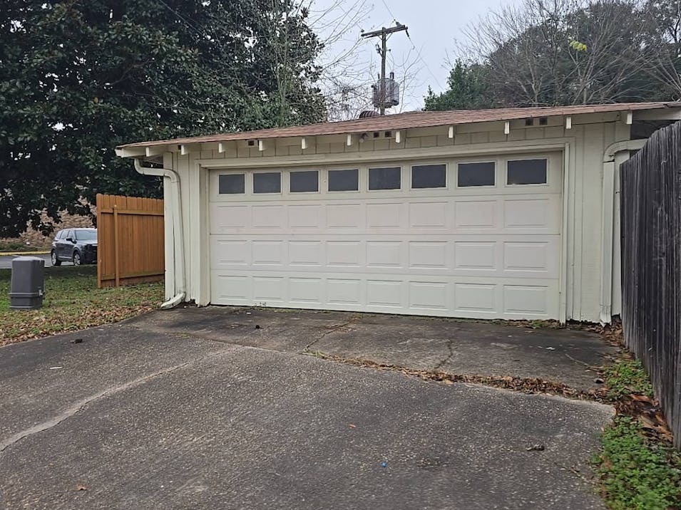 1820 E Kings Hwy #35 Shreveport, LA 71105, Caddo County