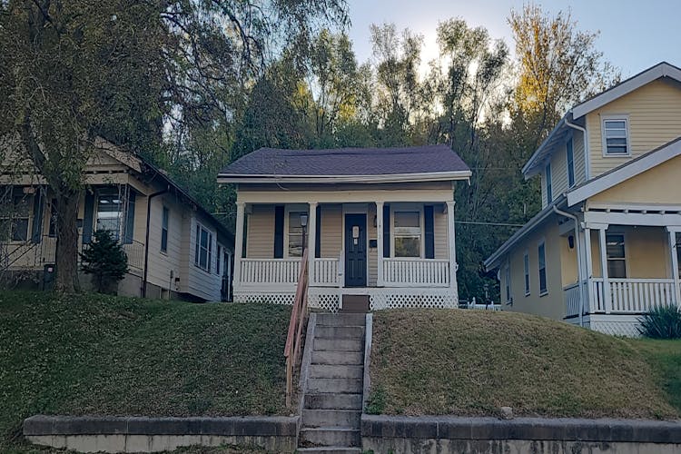 3913 Terrace Ave Saint Joseph, MO 64504, Buchanan County