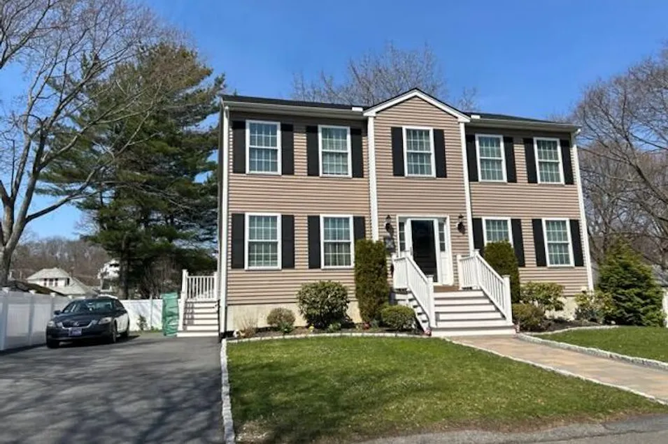 15 Wolcott Road Saugus, MA 01906, Essex County