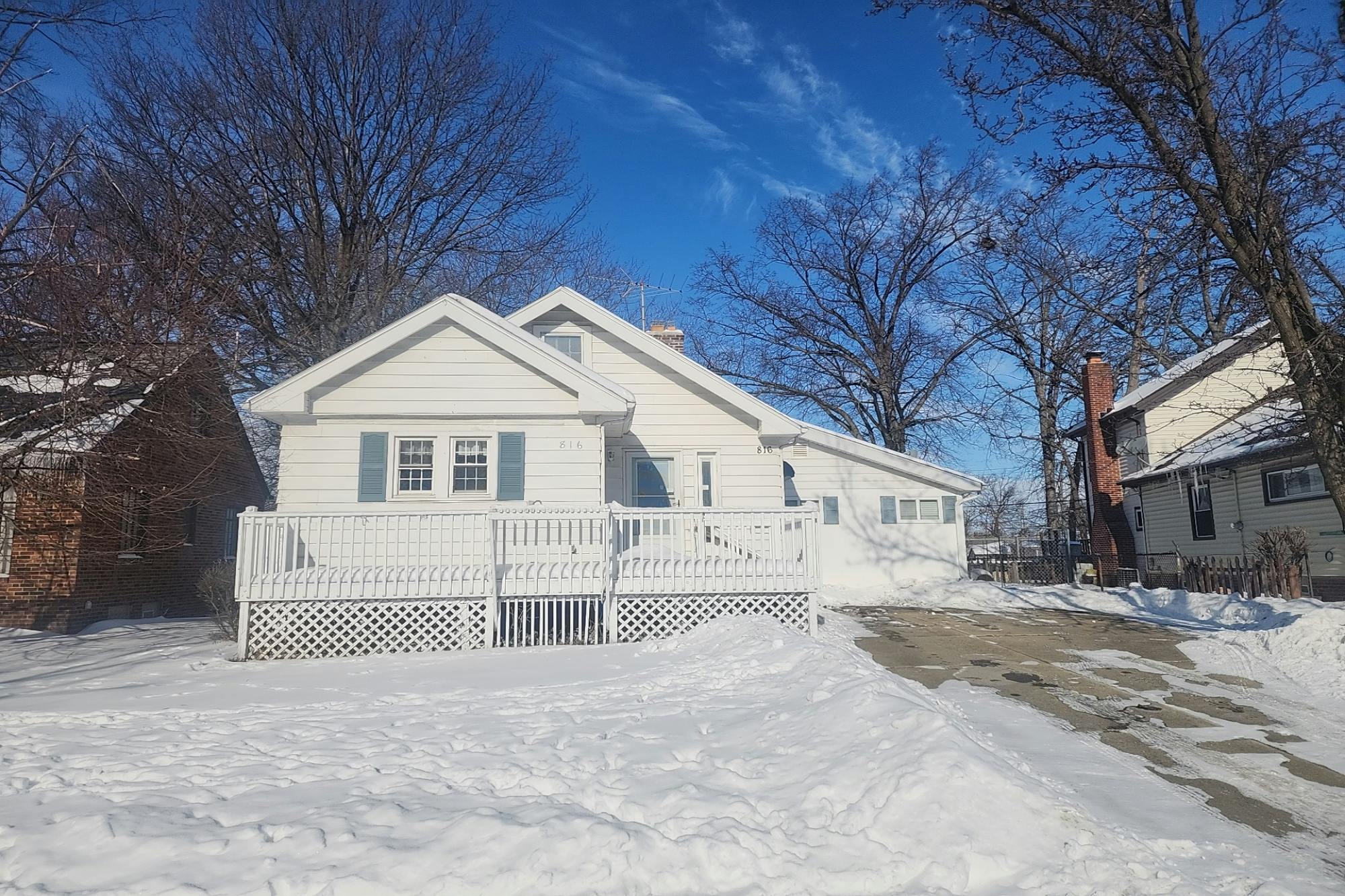 237th St, Euclid, OH 44123