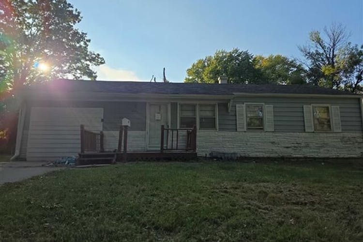 2510 S Crescent Ave Independence, MO 64052, Jackson County