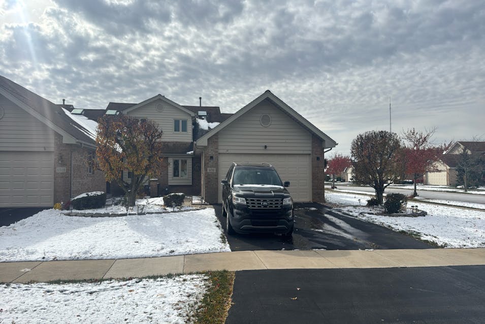 6511 Scotch Pine Dr Tinley Park, IL 60477, Cook County