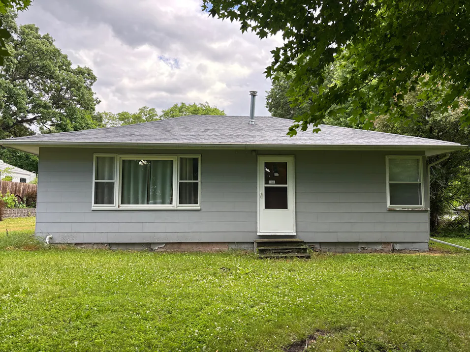 246 State St Jackson, MN 56143, Jackson County