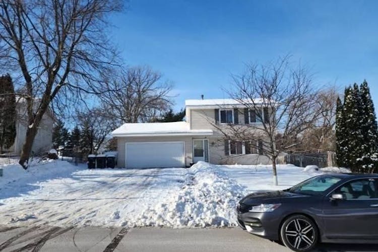 4545 Cinnamon Ridge Tr Eagan, MN 55122, Dakota County