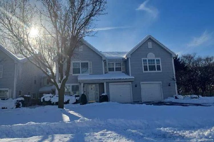 1355 Orleans Dr. Mundelein, IL 60060, Lake County