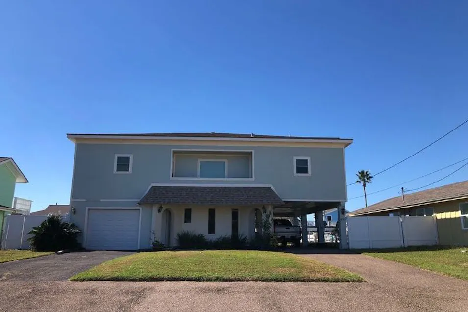 209 Starboard Ave Rockport, TX 78382, Aransas County