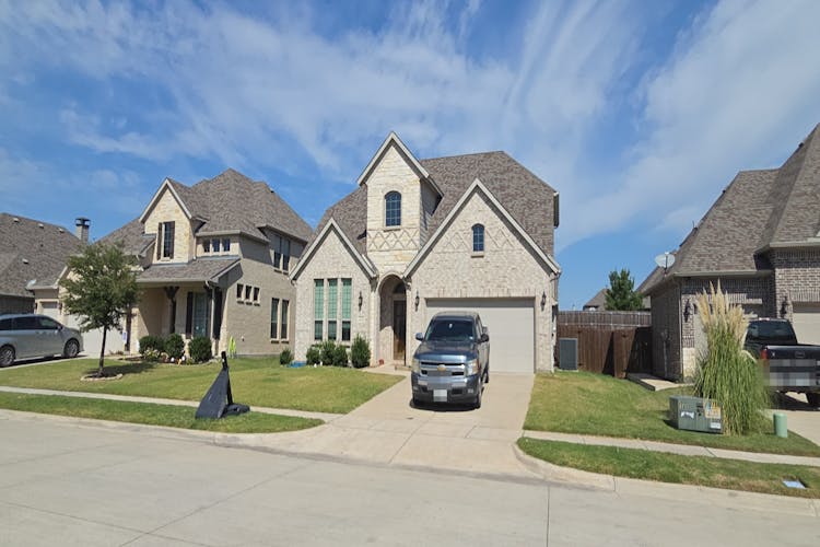 212 Providence Dr Van Alstyne, TX 75495, Grayson County